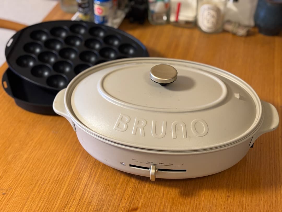 【ナナさま売約済み】ホットプレート（深鍋・タコ焼き用付き）