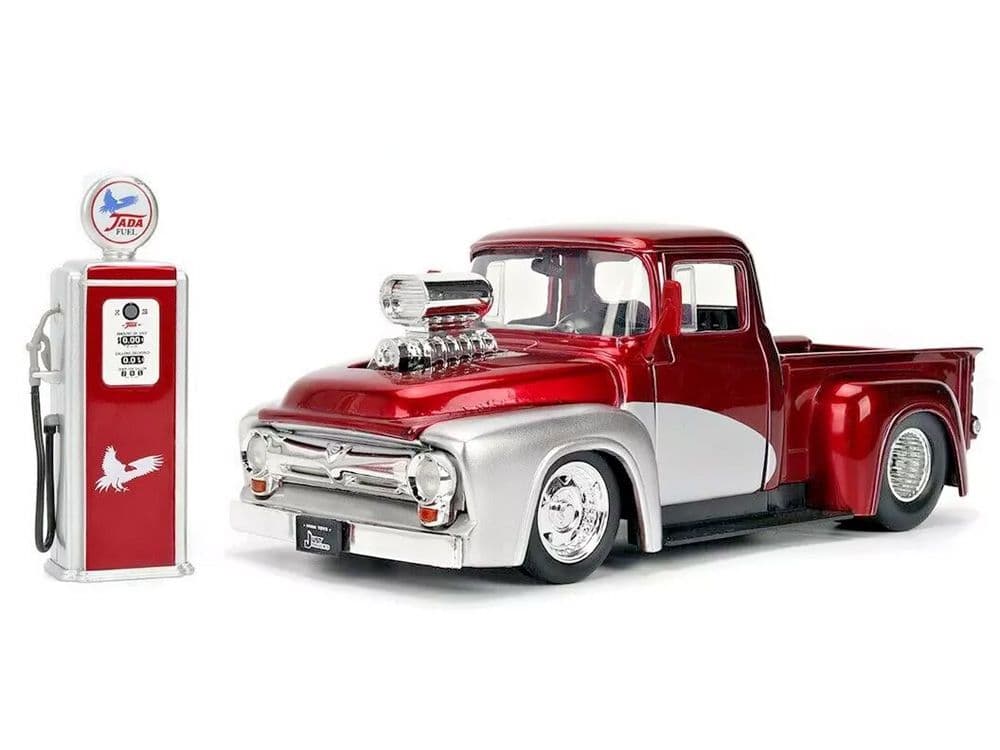 1956 フォード F-100 ピックアップ ウィズ　ガスポンプ