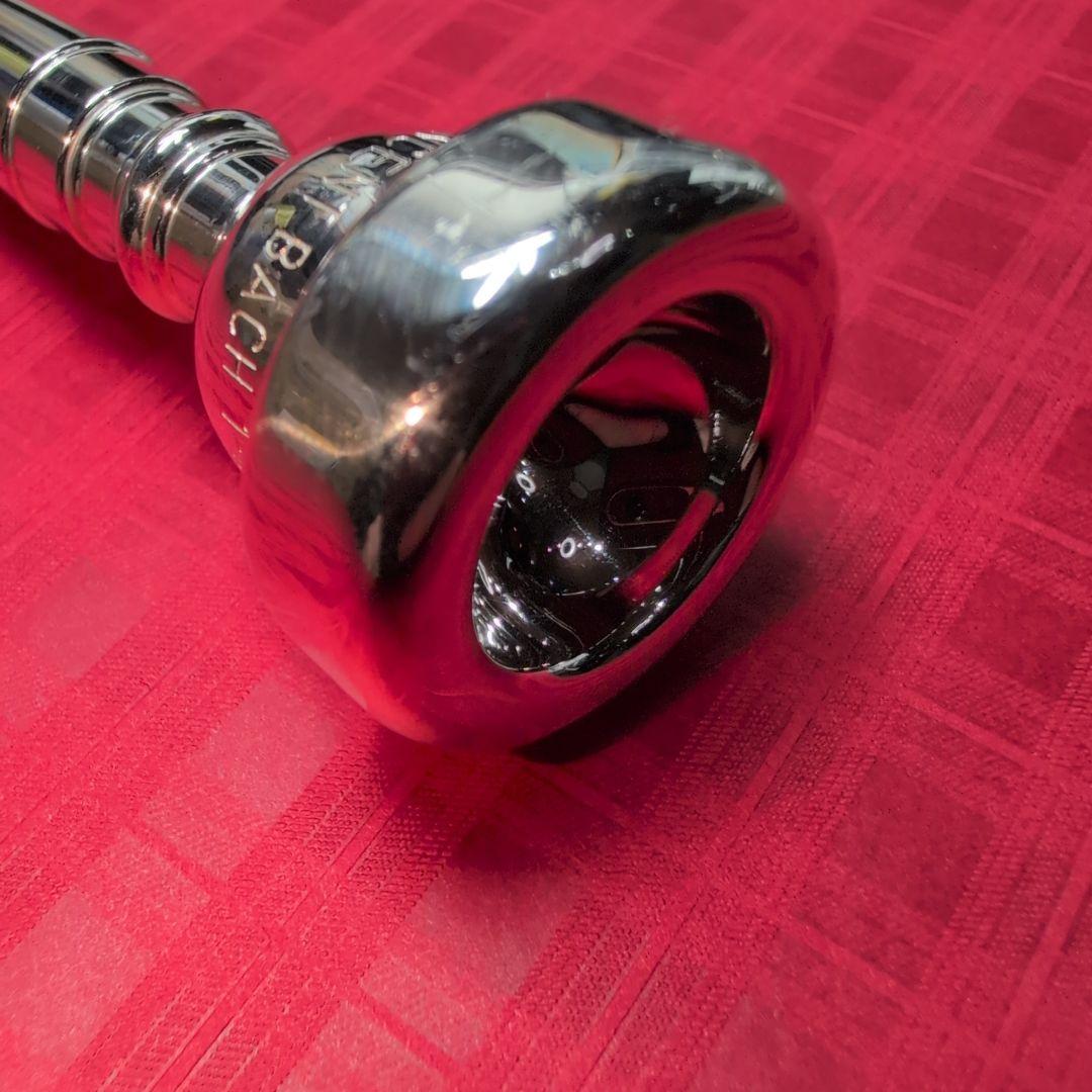 Vincent Bach 1-1/2C トランペットマウスピース 030310