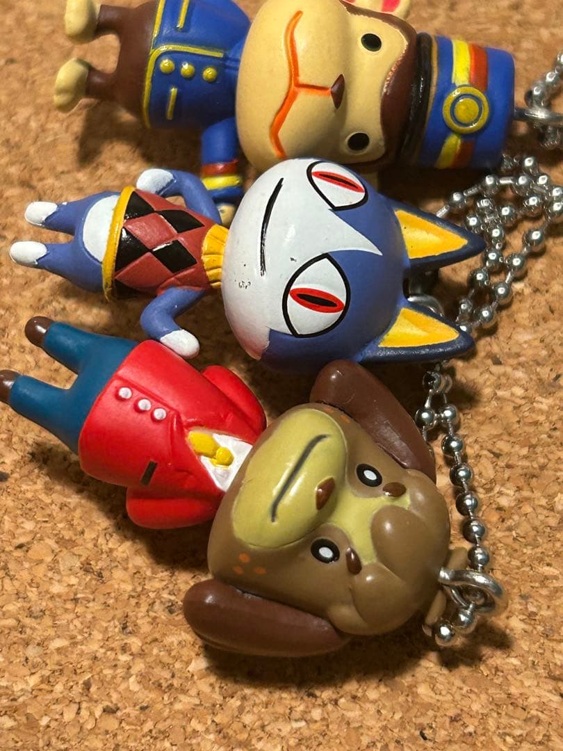 どうぶつの森　キーホルダー　フィギュア　ミニチュア　8体　セット