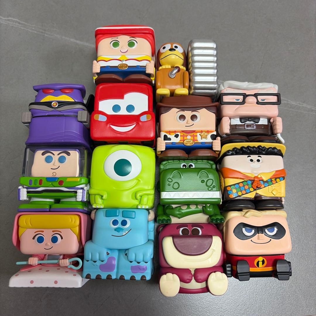 ポップキューブ　トイストーリーなど　ポップマート
