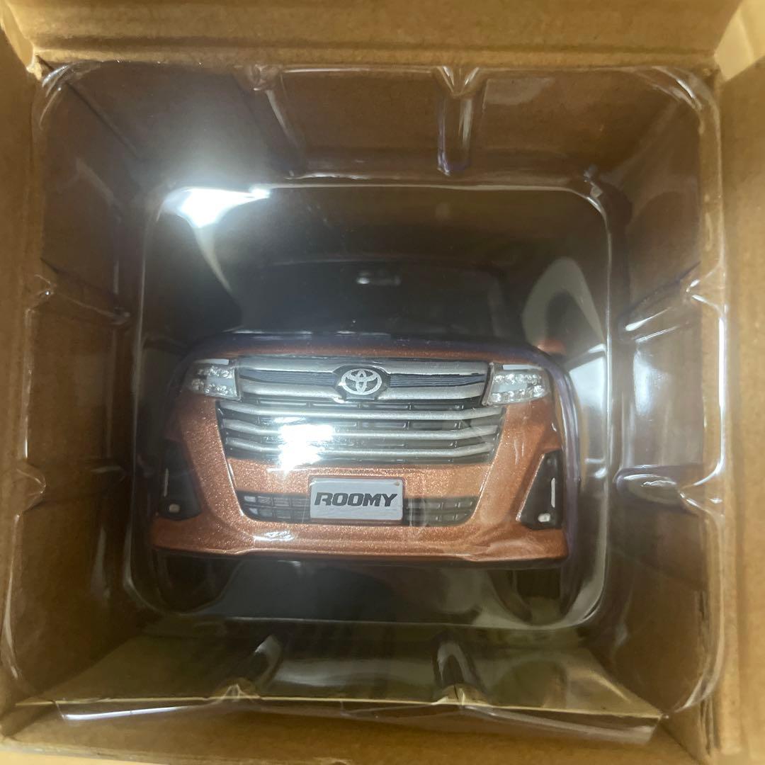 ア*ァ様 トヨタ　ルーミー　非売品1/30色見本ミニカー6台セット