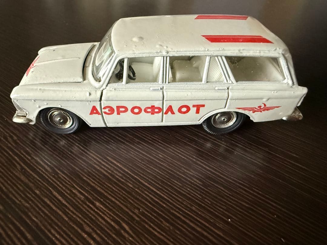 ソ連製　モスクヴィッチ426